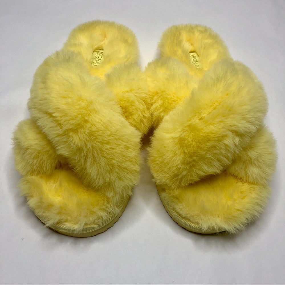 New Michael Kors Yellow Lala Faux Fur Slippers - Picture 9 of 11